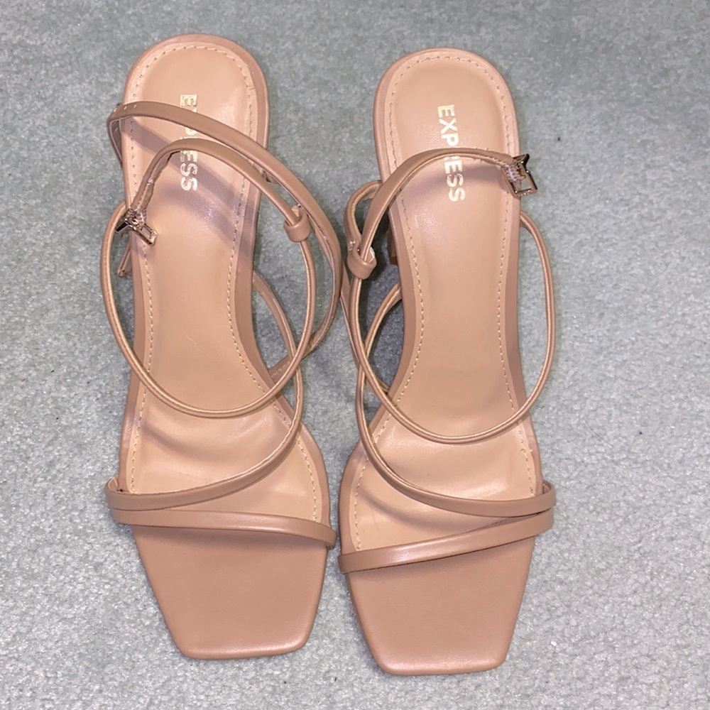 Strappy Pumps